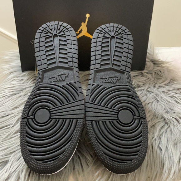 NIB! Nike AIR JORDAN sz 5.5Y - Picture 5 of 6